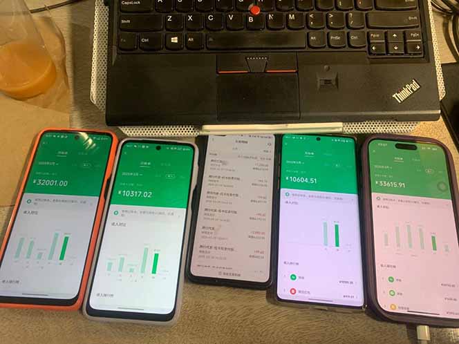 【2025年4月】知识付费镰刀训练营：单号年赚百万的超级IP孵化术-Zv东方